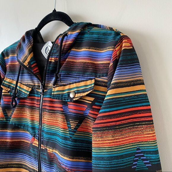 VOLCOM-ENEMY Lines Aztec/Tribal Lightweight Windbreaker (Size:Small) - Picture 8 of 16